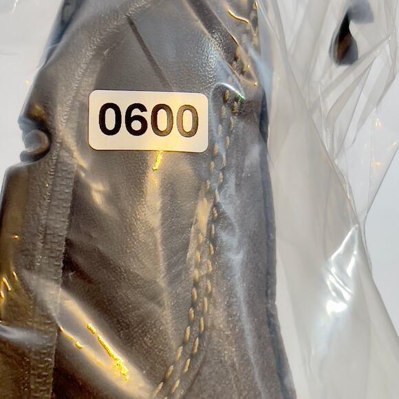 Leather Sneakers Rockport Men's 8 Brown w/ Contrasting Stitching Hiking Casual - Picture 9 of 9